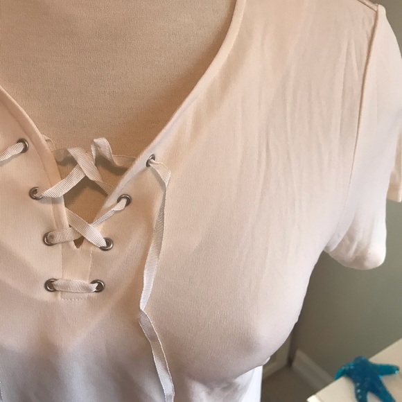 Liz Claiborne Cream Silk Top - Picture 2 of 2